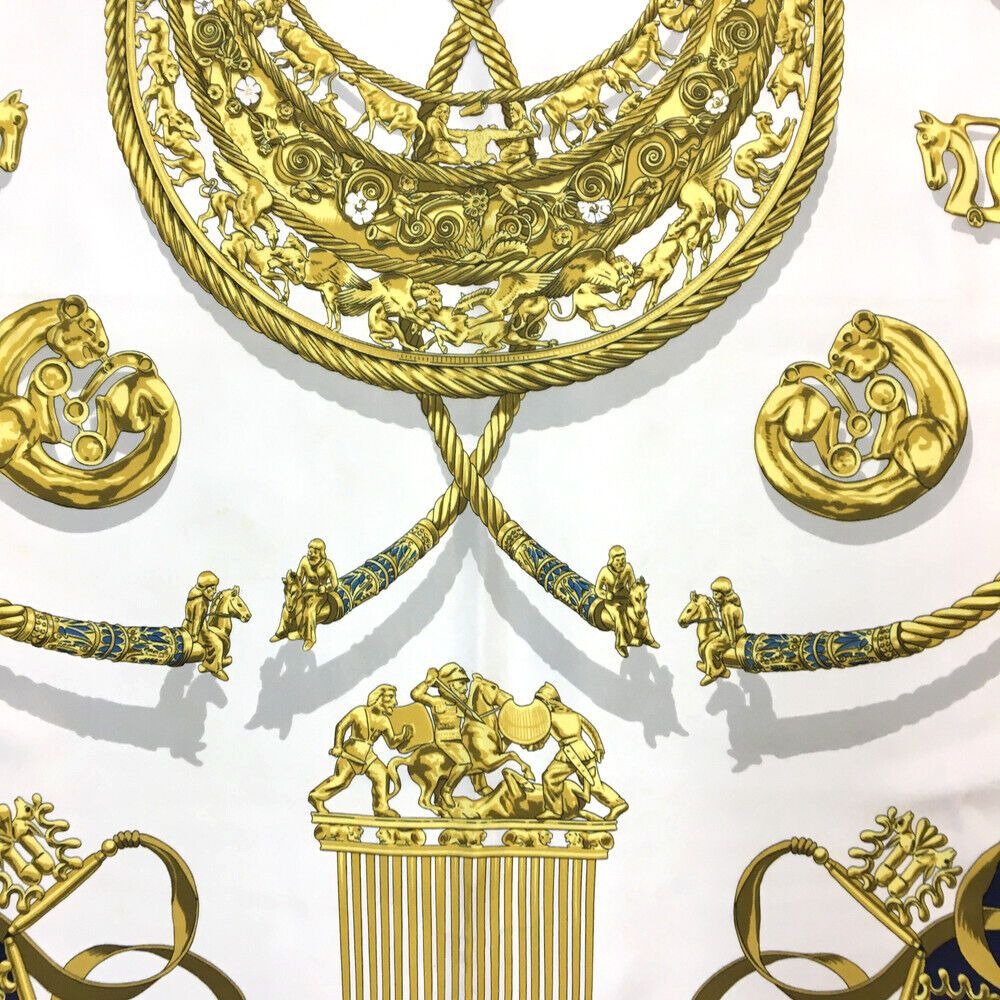 HERMES Scarf