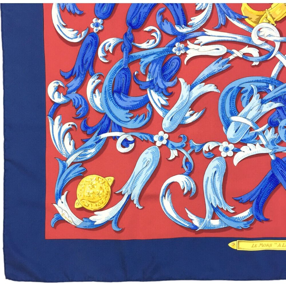 HERMES Scarf