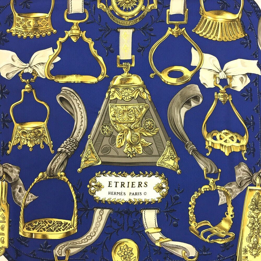 HERMES Scarf
