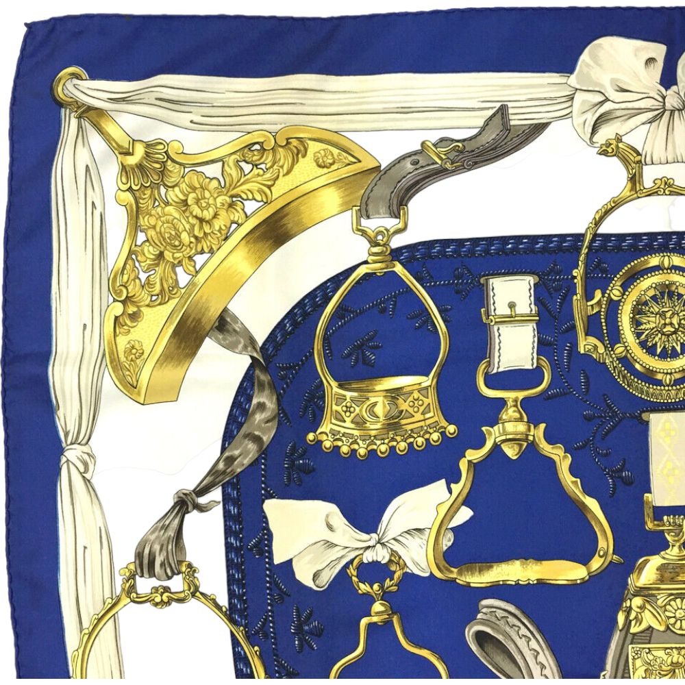 HERMES Scarf