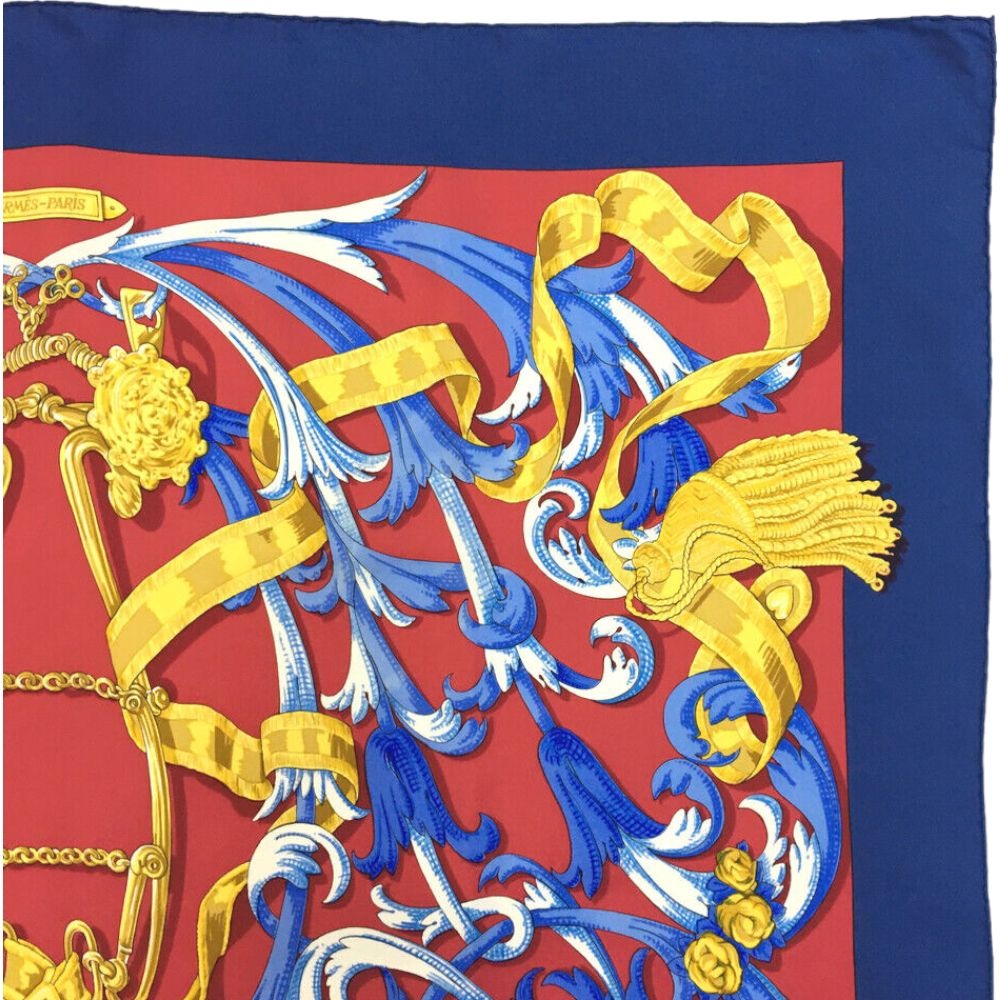 HERMES Scarf