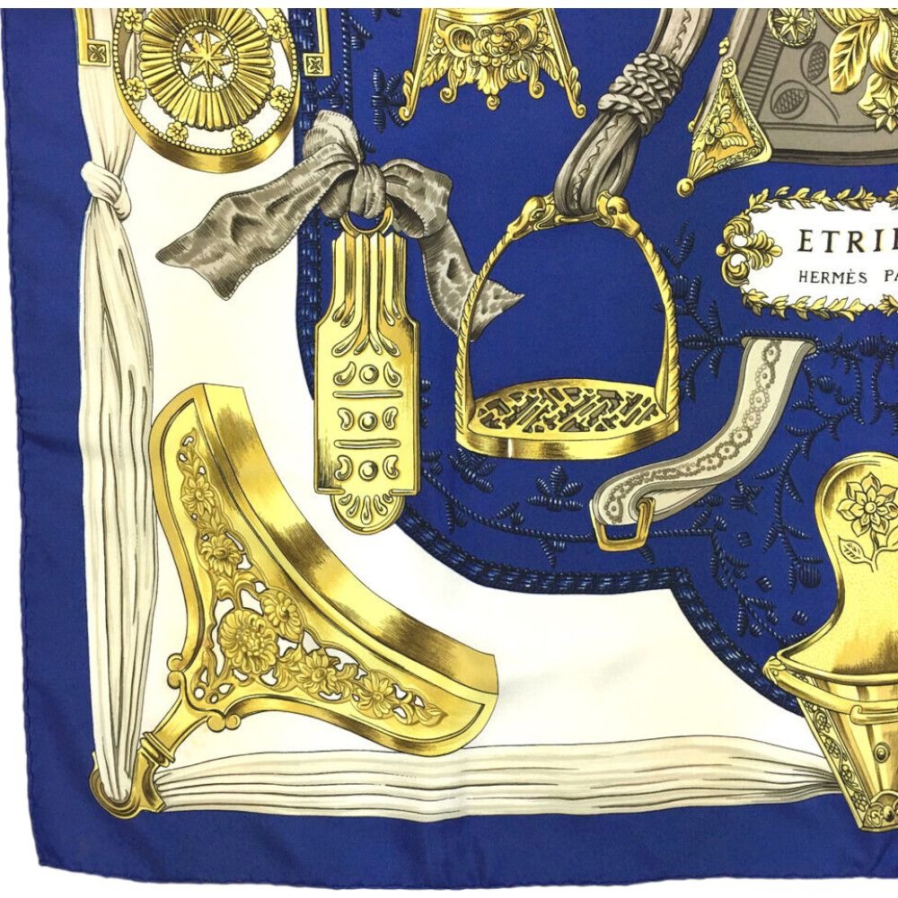 HERMES Scarf