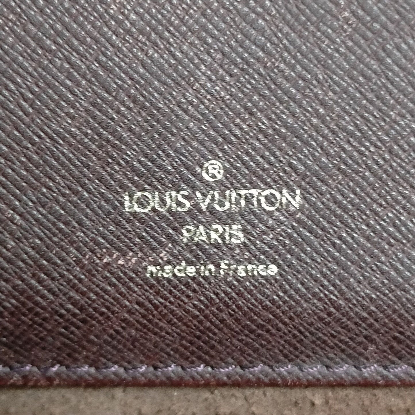 LOUIS VUITTON Business