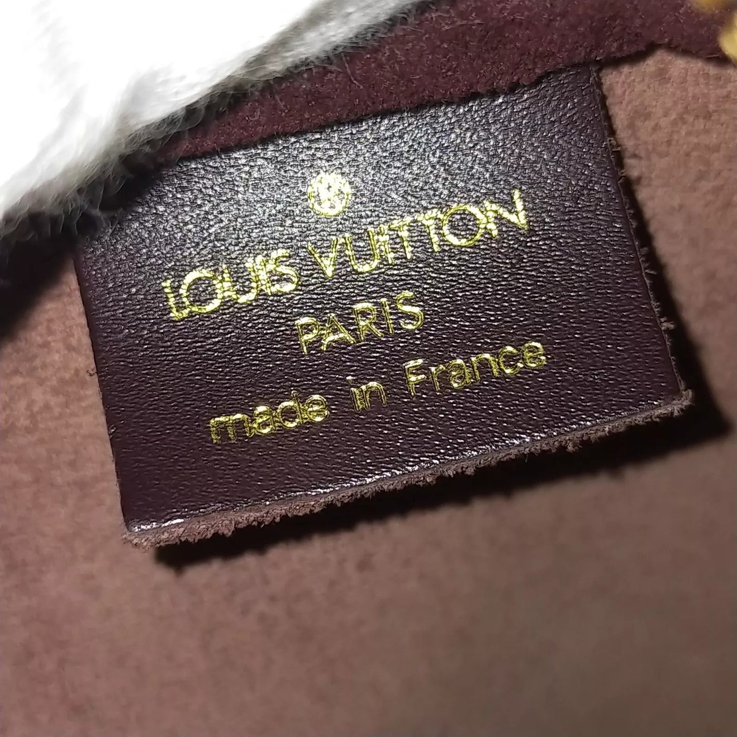 110460AM (S6) Louis Vuitton Travel Bag Kendall GM Bordeaux Taiga Leather