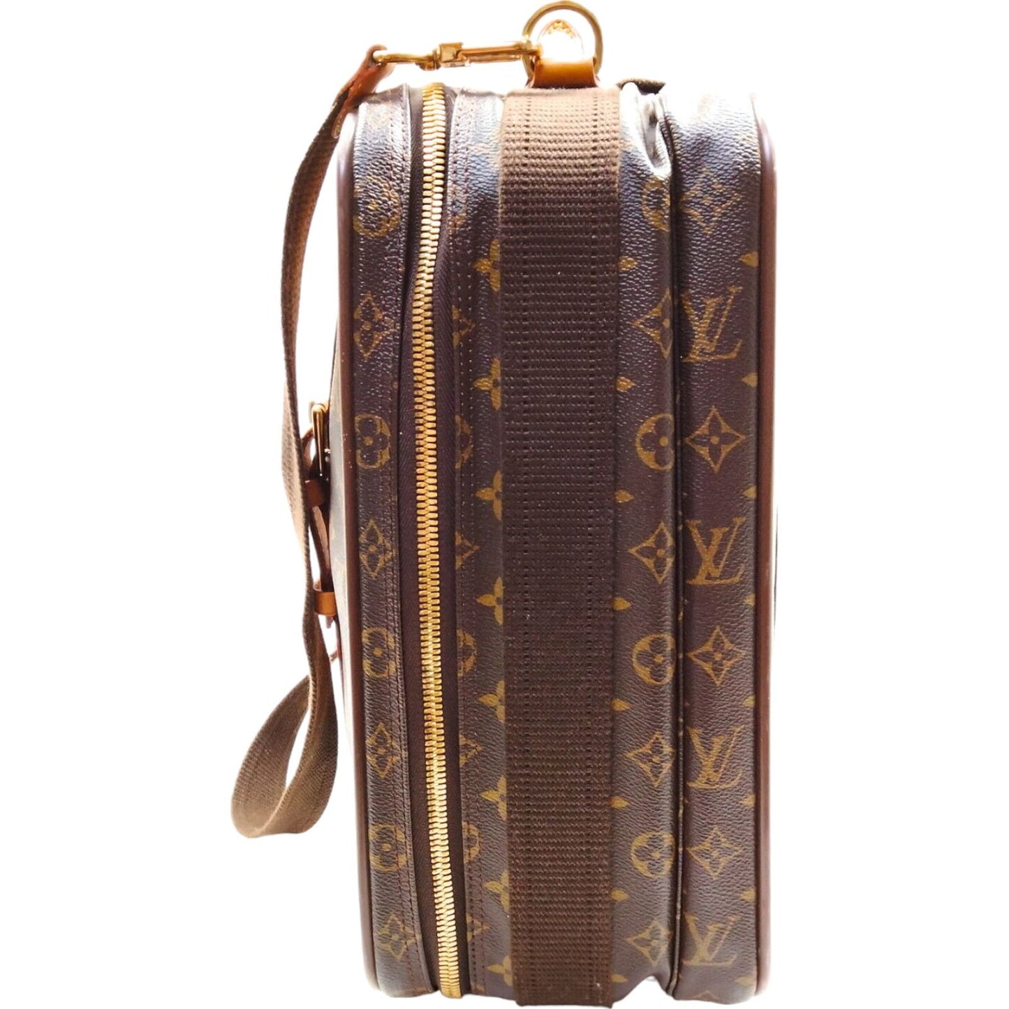 LOUIS VUITTON Travel Satellite 53