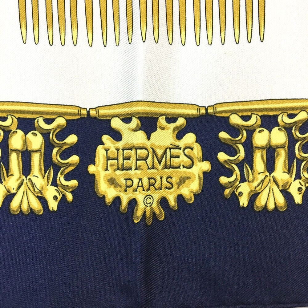 HERMES Scarf