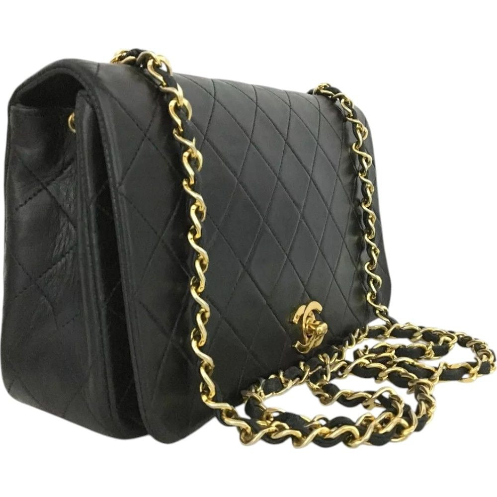 8792107BB (X6) Chanel Shoulder Bag Matelasse CC Black Lambskin