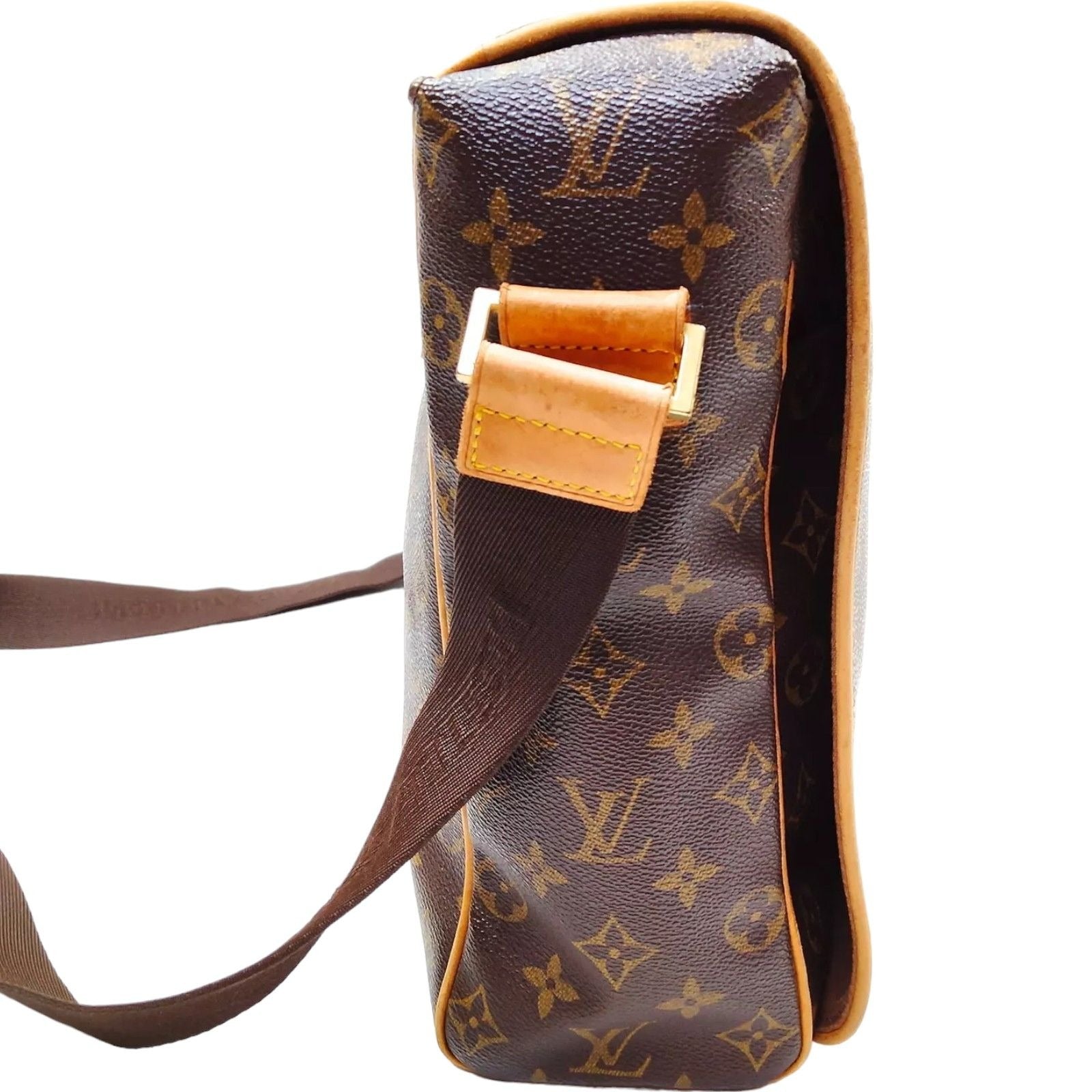 161427AO (S6) Louis Vuitton Crossbody Bag Abbess Brown Monogram