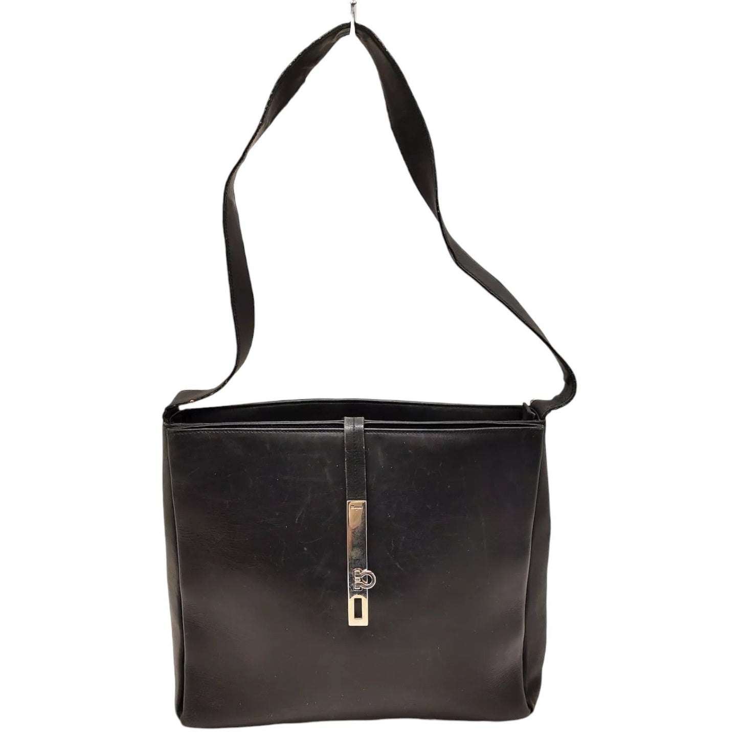 165162AS (K1) Salvatore Ferragamo Shoulder Bag Black Leather