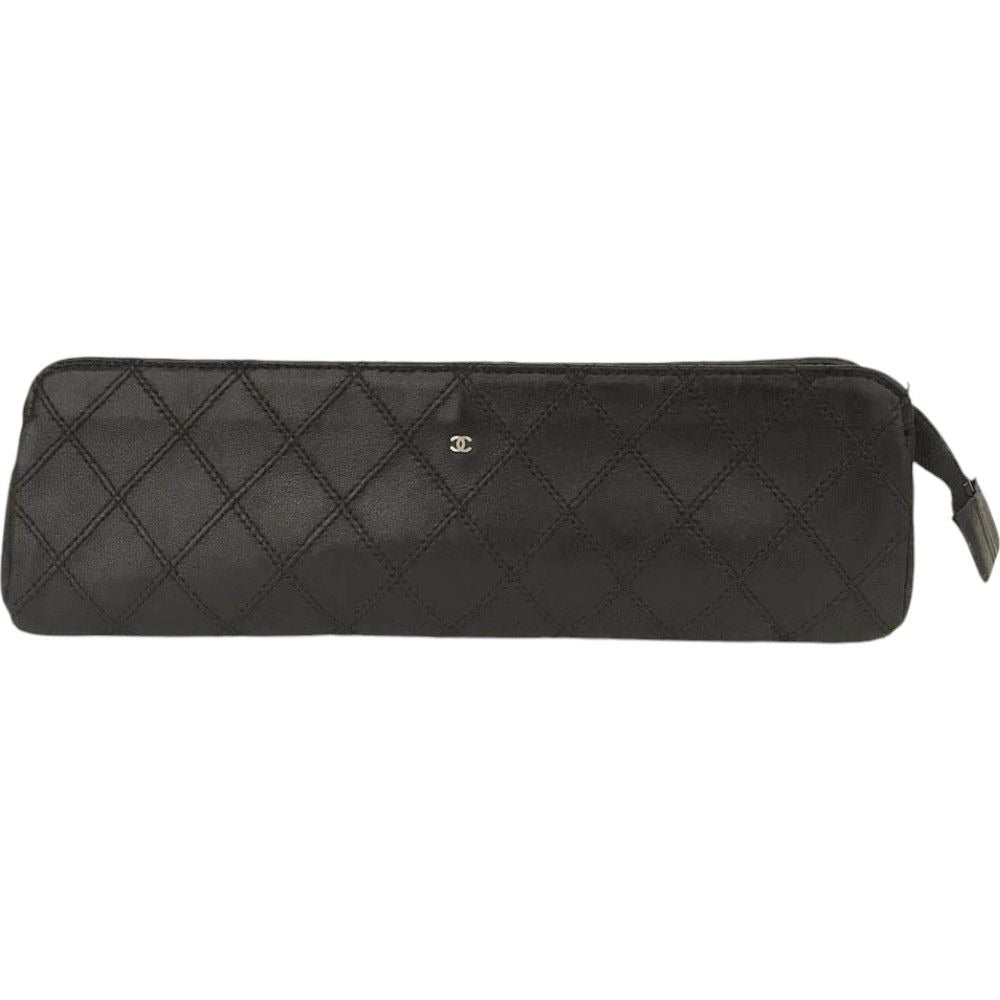 218223AT (S3) Chanel Pen Case Quilted CC Logo Black Leather